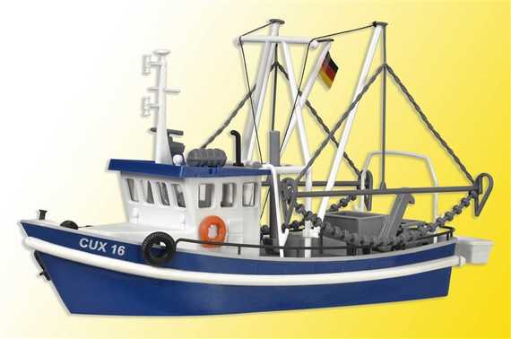 Bateau de pêche CUX 16