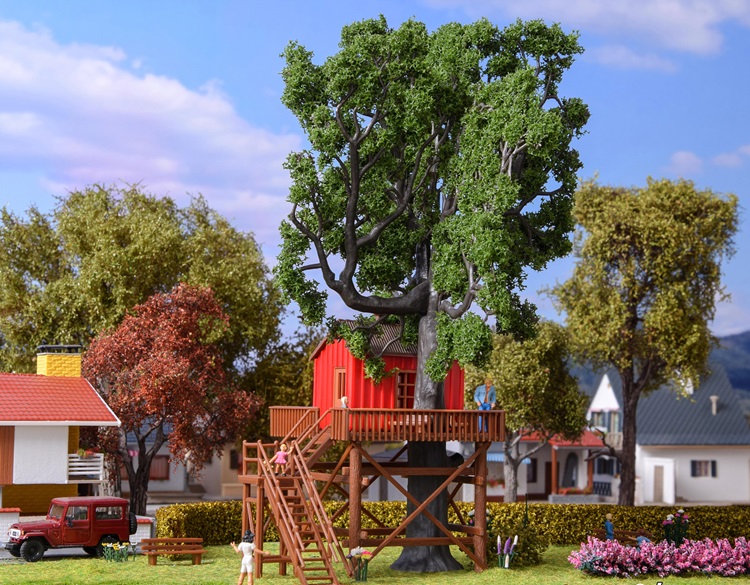 Cabane dans l'arbre - Cliquez sur l'image pour la fermer